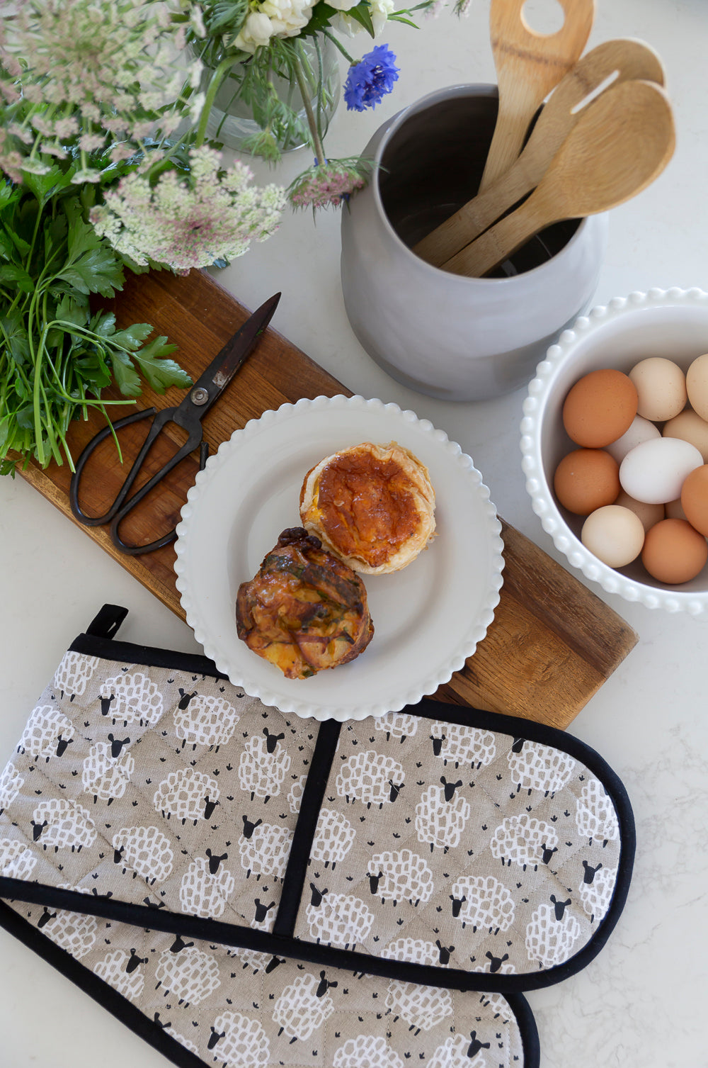 Grey Sheep Double Handed Oven Glove